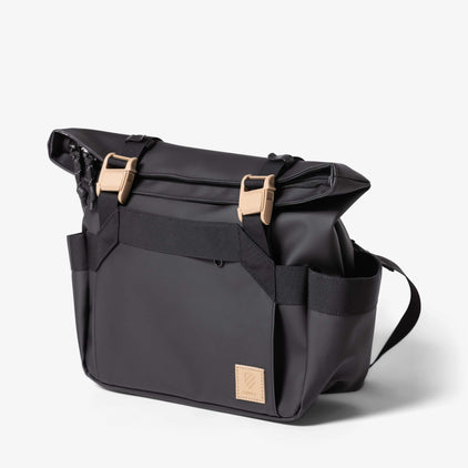 Bravo Mirrorless Shoulder Bag Image